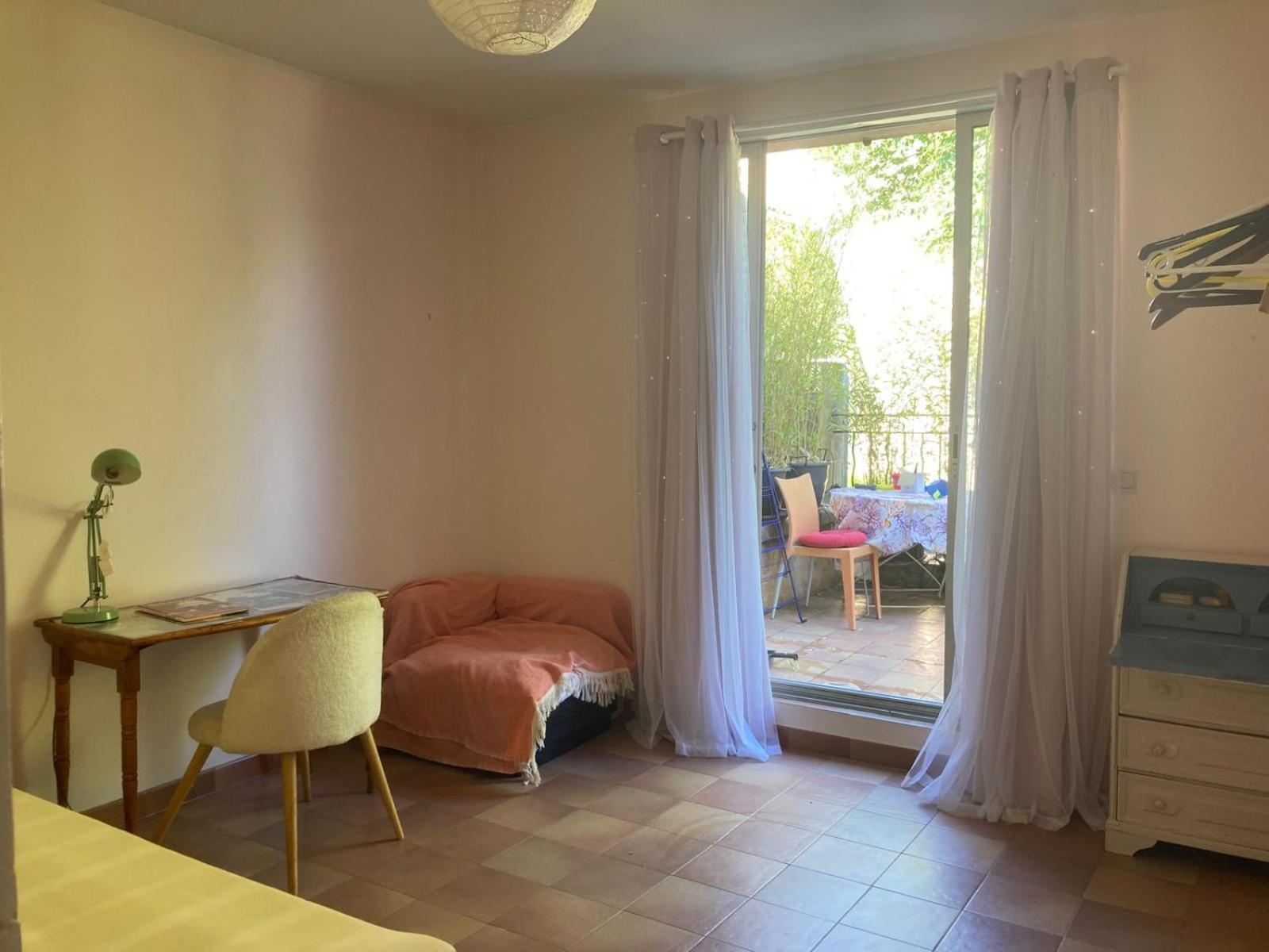 Beautiful Room In Aix Center เอ็ก-ซอง-โพรวองซ์ ภายนอก รูปภาพ