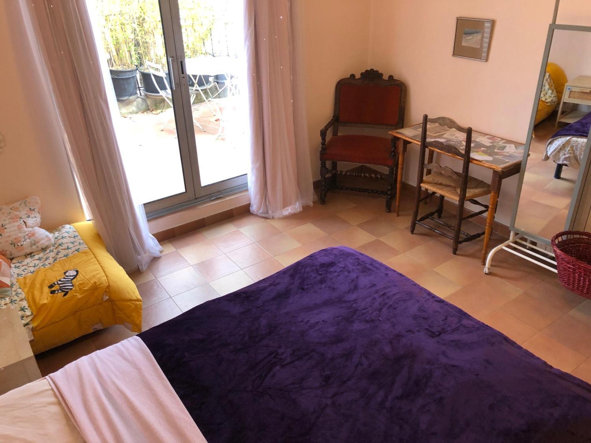 Beautiful Room In Aix Center เอ็ก-ซอง-โพรวองซ์ ภายนอก รูปภาพ